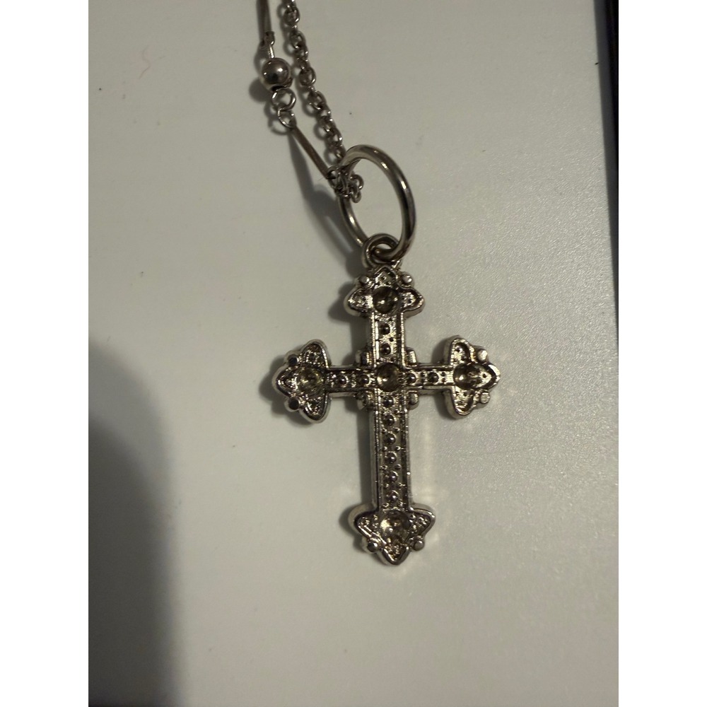 Silver Tone Gothic Ornate Cross Pendant Necklace Mixed Link Chain 16 Inch